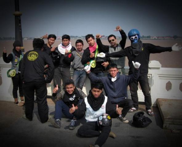 Name:  543646_406045022759856_100000630851624_1209676_2120687121_n.jpg
Views: 88
Size:  35.8 KB