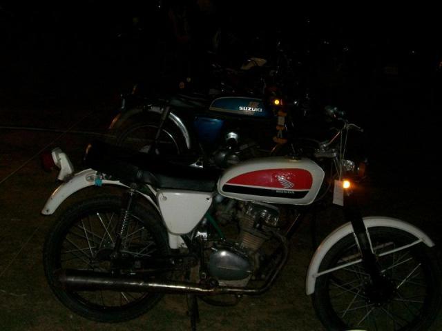 Name:  534892_263832717042501_100002473240982_552100_1199539265_n.jpg
Views: 533
Size:  27.8 KB