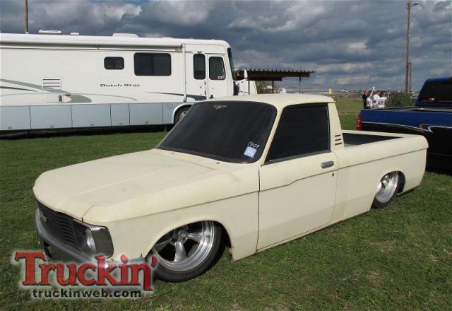 Name:  1003trweb_006+2010_tex_mex_truck_show+chevy_luv_left_front.jpg
Views: 8642
Size:  44.2 KB