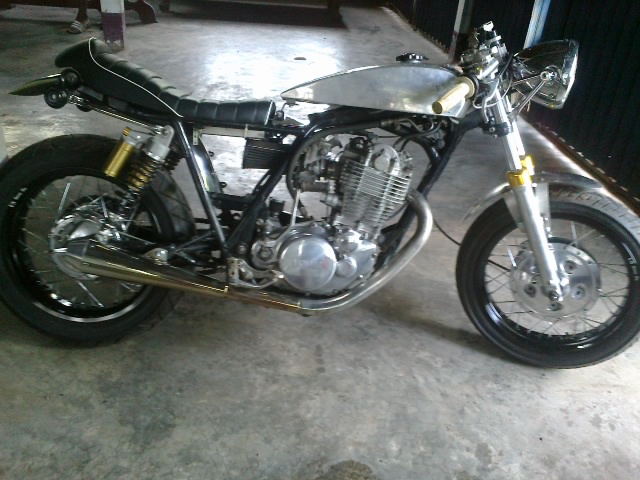 Name:  19052012092.jpg
Views: 5101
Size:  121.8 KB