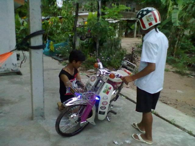 Name:  542172_385835878141532_1969936340_n.jpg
Views: 180
Size:  48.6 KB