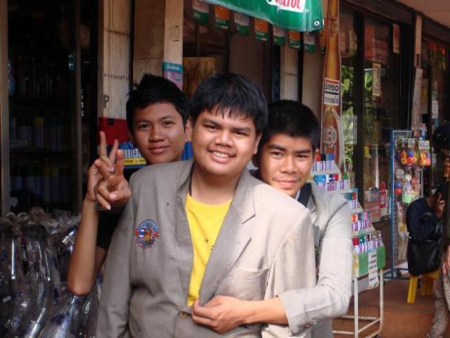 Name:  E4oO3J196312-02.jpg
Views: 58
Size:  45.7 KB