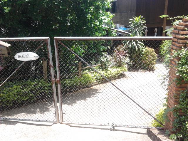 Name:  2012-06-16 12.32.59.jpg
Views: 68
Size:  81.9 KB