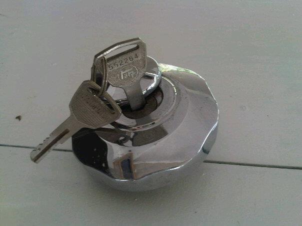 Name:  319891_452427051443935_676725775_n.jpg
Views: 693
Size:  25.2 KB