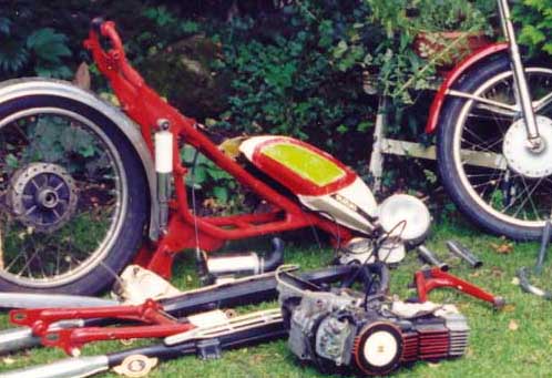 Name:  T125%20onderdelen.jpg
Views: 766
Size:  39.6 KB