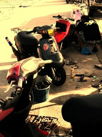 Name:  561064_321323741295963_334625064_n.jpg
Views: 417
Size:  35.4 KB