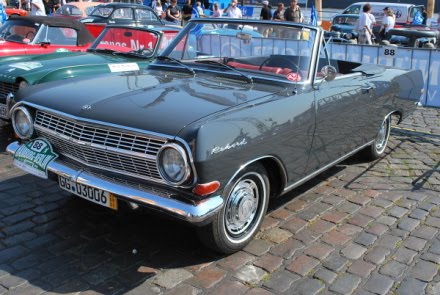 Name:  kw35-opel-rekord-a-cabrio.jpg
Views: 137
Size:  43.4 KB