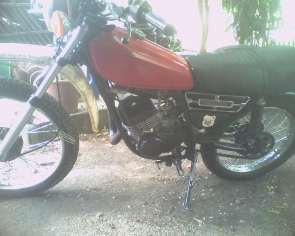 Name:  f12gxA.jpg
Views: 161
Size:  39.8 KB