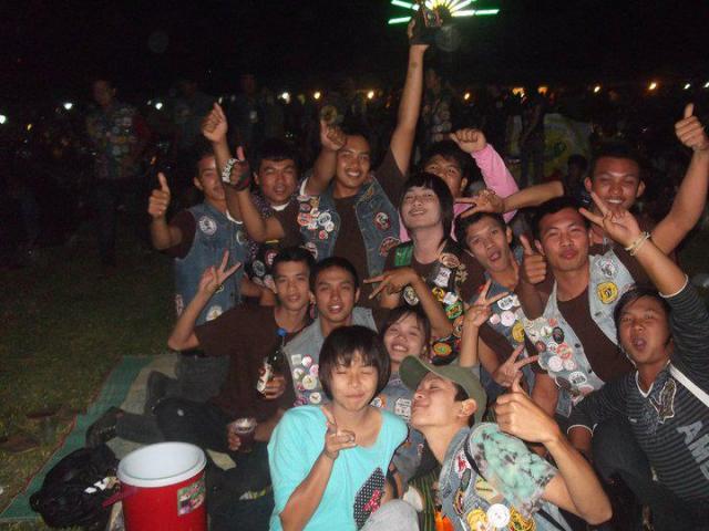 Name:  430140_165181813596905_1711356897_n.jpg
Views: 606
Size:  49.4 KB