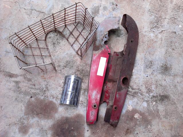 Name:  21072012074.jpg
Views: 164
Size:  72.4 KB