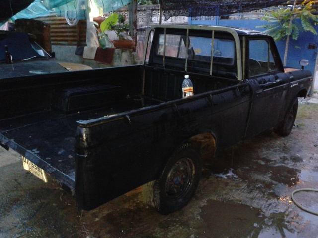 Name:  20120710_184831.jpg
Views: 4078
Size:  114.9 KB