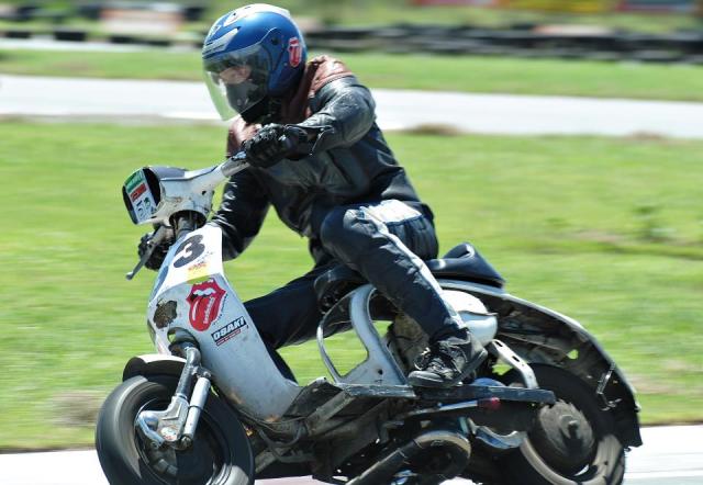 Name:  3069_322309444530750_266765883_n.jpg
Views: 328
Size:  45.0 KB