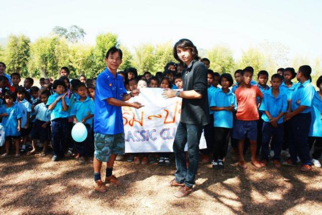 Name:  388818_326734260687109_154738886_n.jpg
Views: 186
Size:  55.8 KB