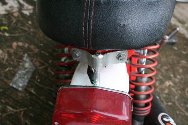 Name:  back2.jpg
Views: 1008
Size:  101.2 KB