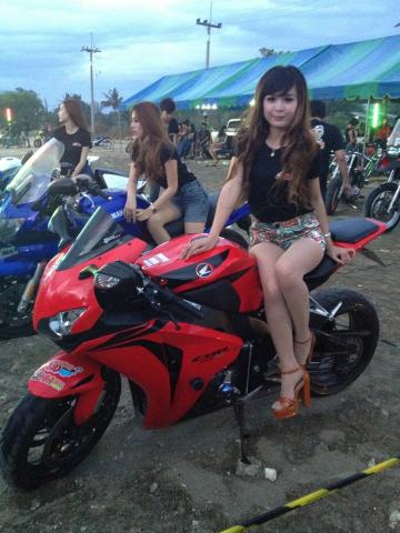 Name:  250688_326245684116388_1245696683_n.jpg
Views: 487
Size:  33.8 KB
