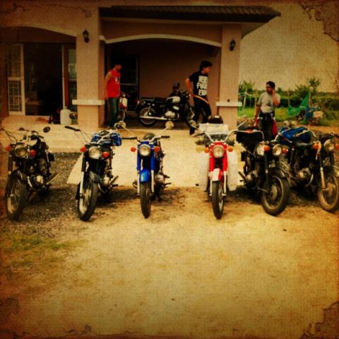 Name:  184047_3153789663077_124236957_n.jpg
Views: 206
Size:  40.6 KB