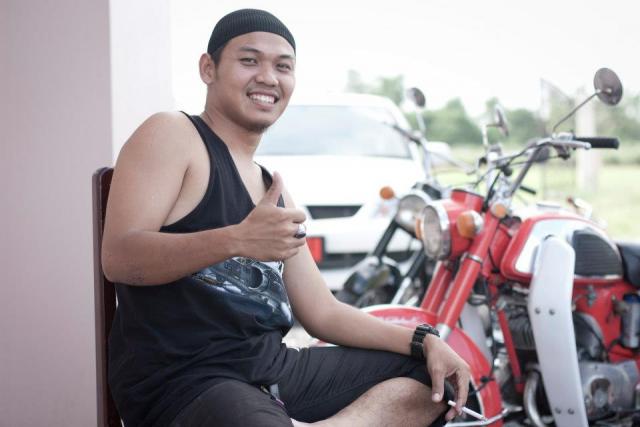 Name:  3389_428413130528743_1126289771_n.jpg
Views: 172
Size:  31.2 KB