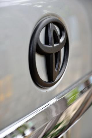 Name:  7gfq0b.jpg
Views: 539
Size:  16.0 KB