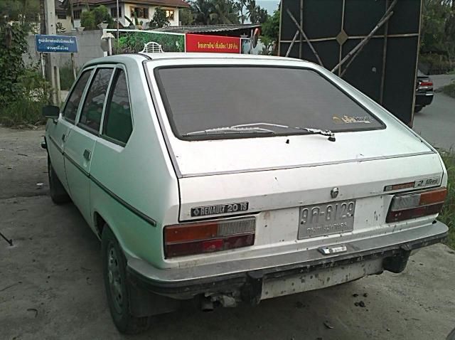 Name:  resized_Renault1.jpg
Views: 457
Size:  55.4 KB