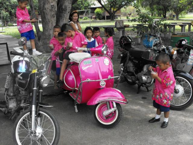 Name:  209020_397570730293462_1628308425_n.jpg
Views: 350
Size:  65.9 KB