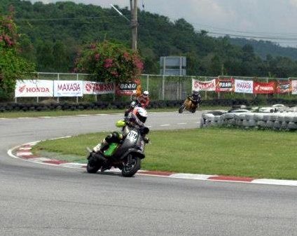 Name:  536305_4933741938261_297491412_n.jpg
Views: 178
Size:  63.8 KB