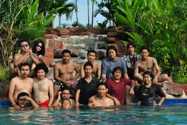 Name:  978_484583854920346_2895323_n.jpg
Views: 158
Size:  66.1 KB