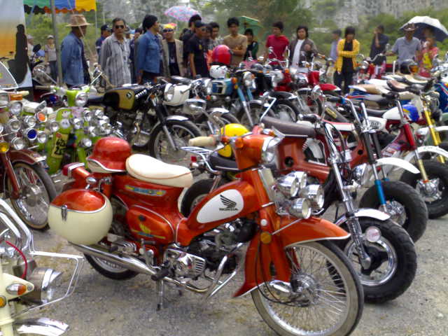 Name:  07102007202.jpg
Views: 3297
Size:  68.6 KB