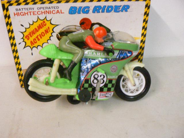 Name:  $(KGrHqYOKocE3G65M6uBBN6O!J1fr!~~_3.jpg
Views: 1124
Size:  42.3 KB