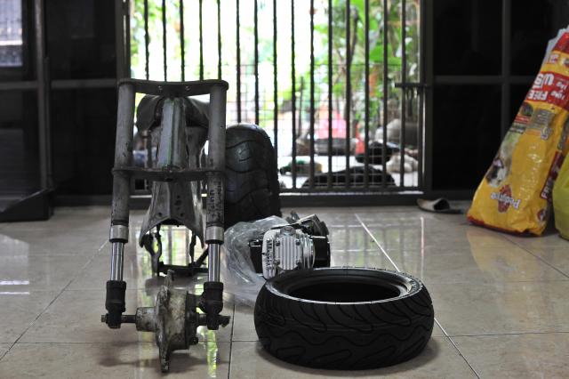 Name:  AMN_6744.jpg
Views: 106
Size:  42.9 KB