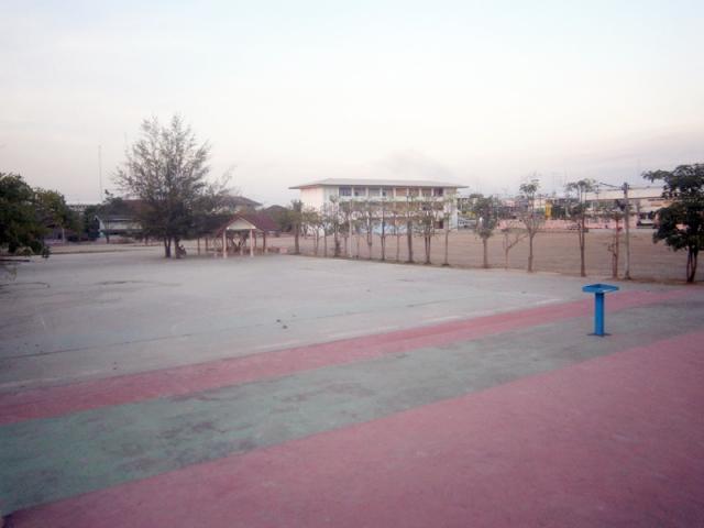 Name:  PC300587.jpg
Views: 451
Size:  25.1 KB