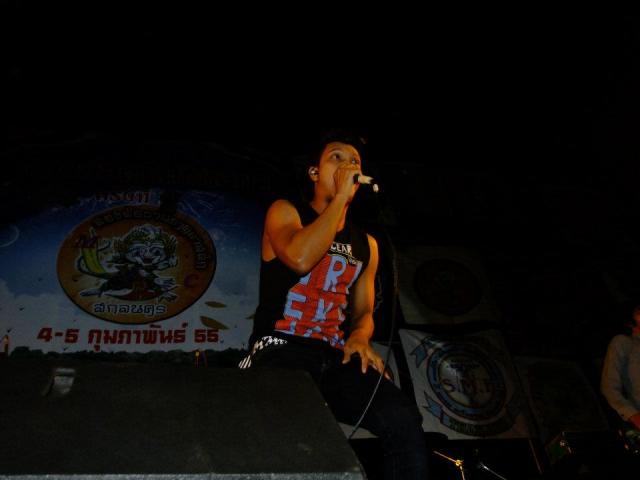 Name:  36.jpg
Views: 330
Size:  20.8 KB