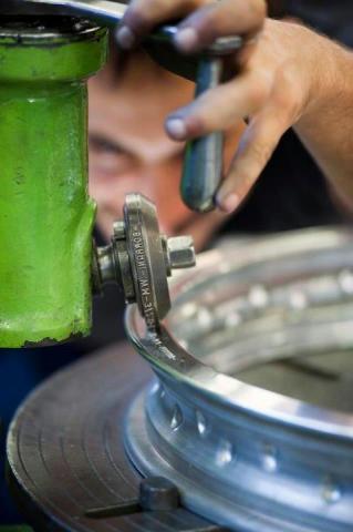 Name:  481272_329019630546205_1649988745_n.jpg
Views: 1630
Size:  20.1 KB