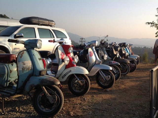 Name:  424223_363699903729055_1880823024_n.jpg
Views: 389
Size:  49.9 KB