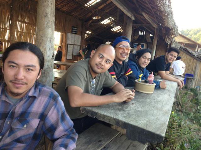 Name:  317903_199097896900986_1495579619_n.jpg
Views: 380
Size:  53.3 KB