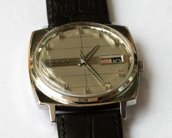 Name:  m1.jpg
Views: 1464
Size:  31.3 KB