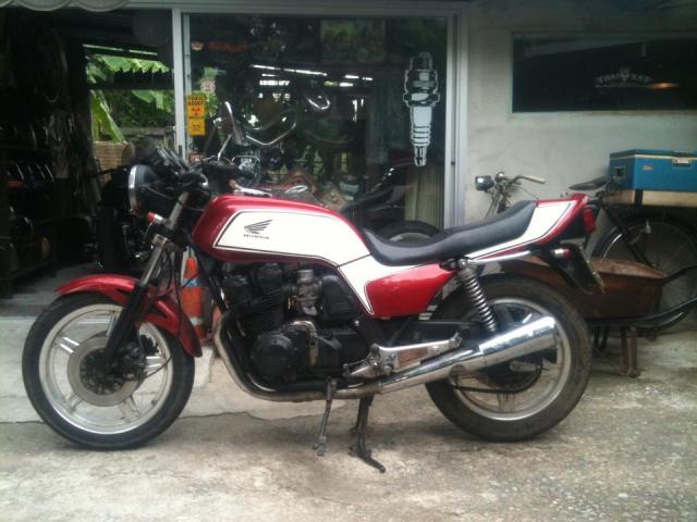 Name:  599910_320454451379009_1783356740_n.jpg
Views: 611
Size:  46.7 KB