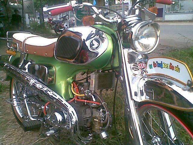 Name:  578888_393872377339018_41084099_n.jpg
Views: 258
Size:  77.6 KB