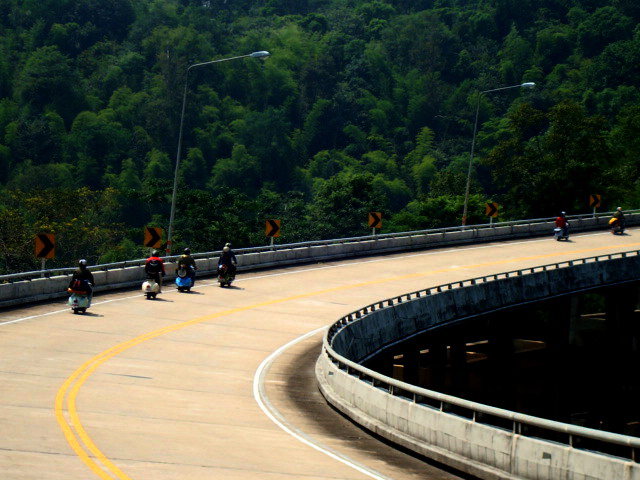 Name:  DSC01809.jpg
Views: 152
Size:  113.9 KB