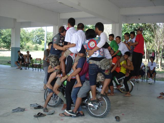 Name:  DSC07034.jpg
Views: 575
Size:  54.9 KB