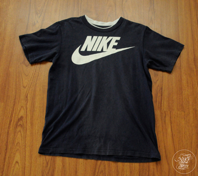 Name:  nike-navyshirt-1.jpg
Views: 205
Size:  120.6 KB