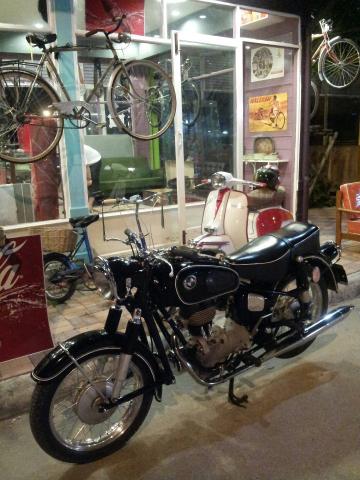 Name:  644396_122155917979556_1152184554_n.jpg
Views: 695
Size:  39.0 KB