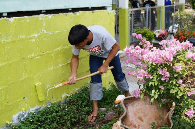 Name:  552813_433544830071214_1911802810_n.jpg
Views: 780
Size:  60.6 KB