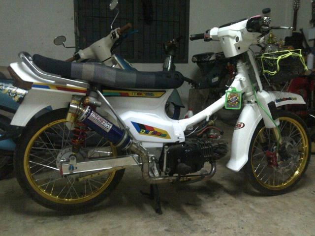 Name:  197738_478404002227798_1780373189_n.jpg
Views: 61
Size:  47.4 KB