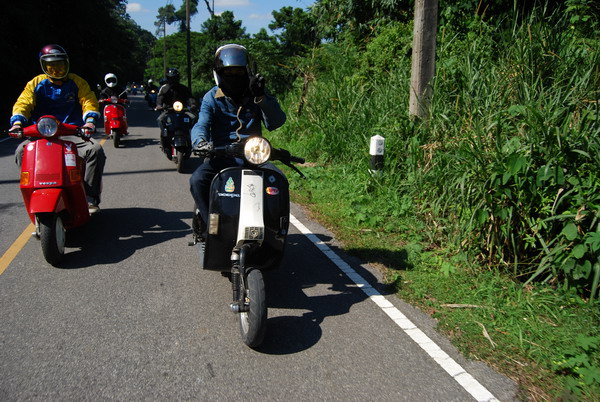 Name:  DSC_0162..jpg
Views: 406
Size:  127.7 KB