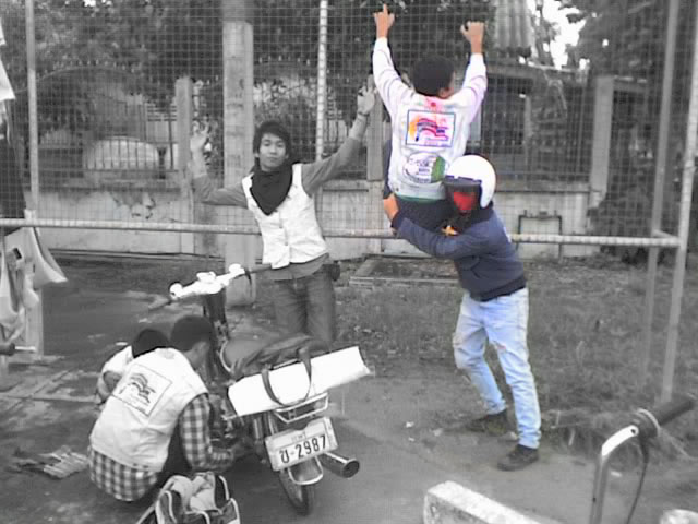 Name:  13-10-07_1032.jpg
Views: 652
Size:  60.4 KB