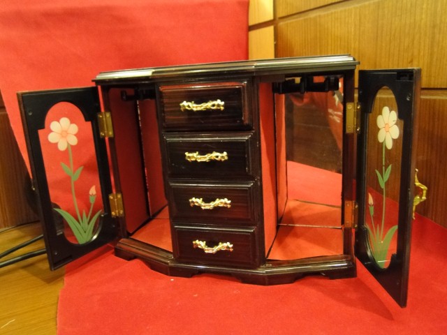 Name:  DSC08050.JPG
Views: 9839
Size:  86.3 KB
