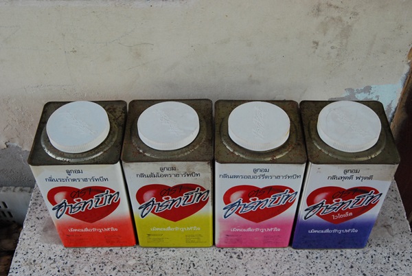 Name:  DSC_0157.JPG
Views: 682
Size:  93.8 KB