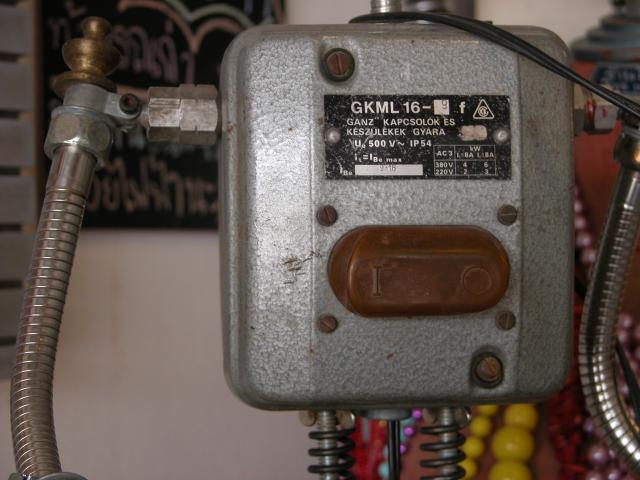 Name:  DSCN0069.jpg
Views: 637
Size:  43.4 KB