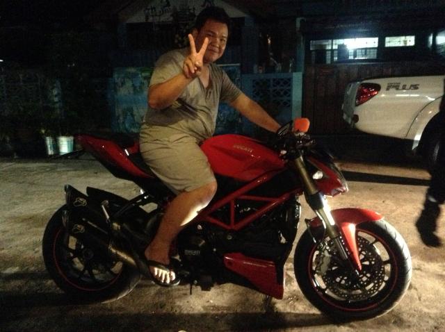 Name:  IMG_0573.jpg
Views: 37472
Size:  46.7 KB