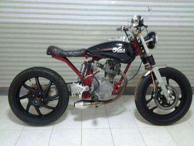 Name:  559077_4635851468107_1387117246_n.jpg
Views: 132
Size:  41.4 KB